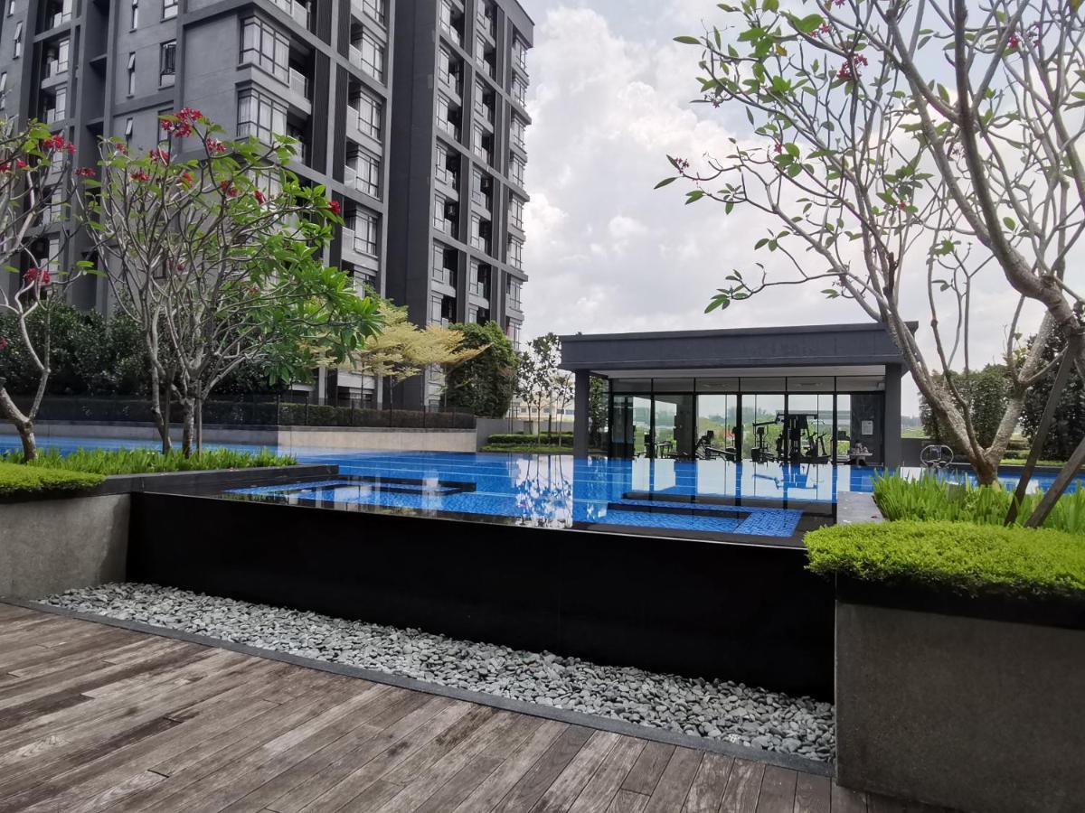 Anatoli Geniehome 3br Freewifi Utropolis Apartment